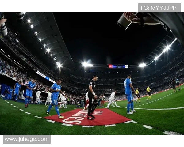 足球天才蘑菇崛起传奇故事揭秘 他如何从街头小子到国际球场巨星